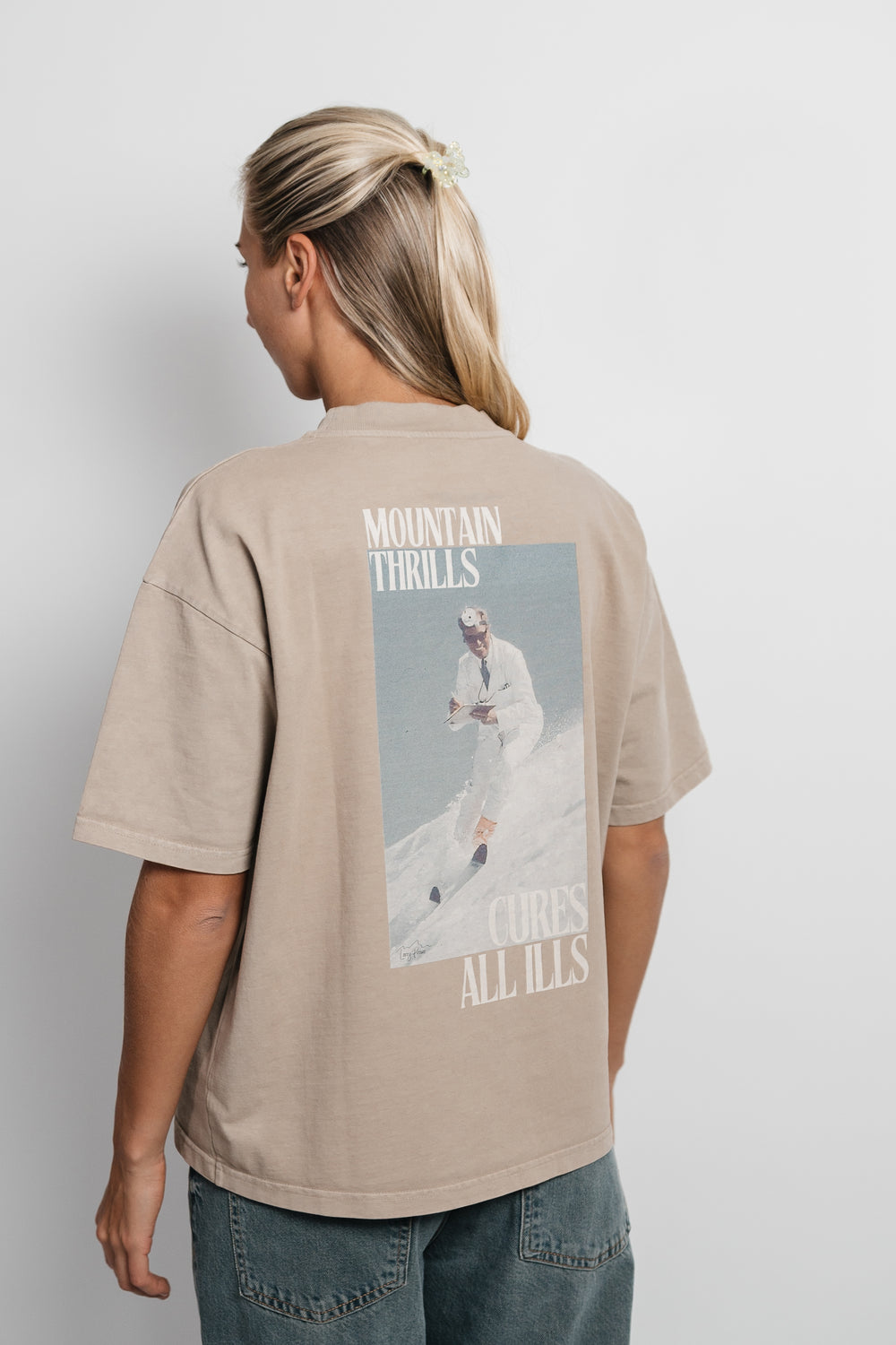 Mountain Medic Tee - Sandstone