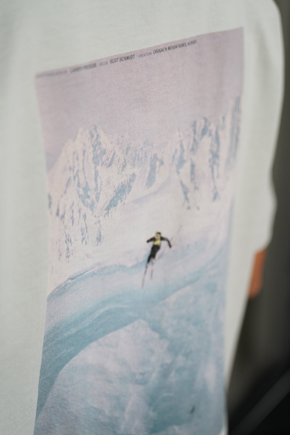 Cliff Hanger Tee - Grey Fog