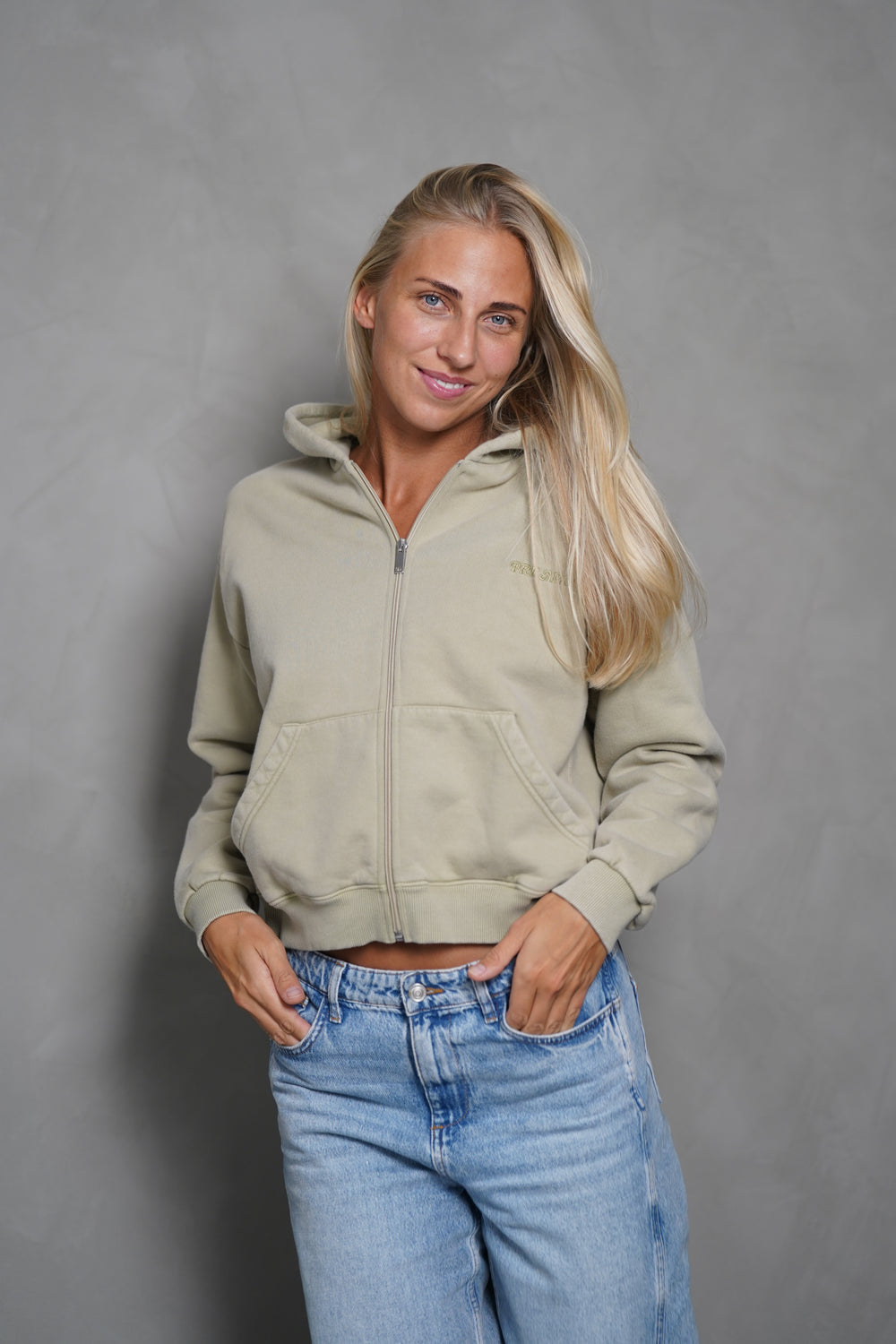 Washed Zip Hoodie (W) - Dusty green