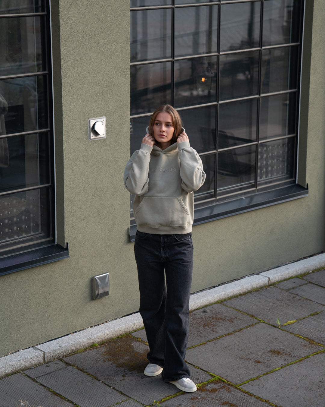 Form Hoodie (W) - Dusty Green