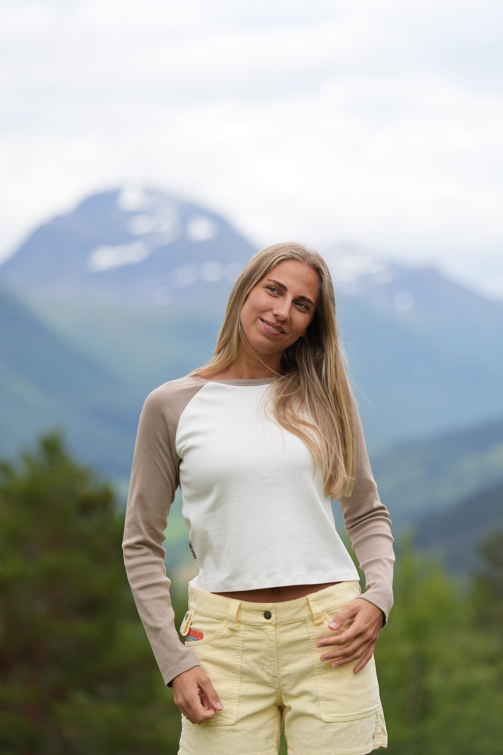 Duo Long Sleeve (w)- Brown/White