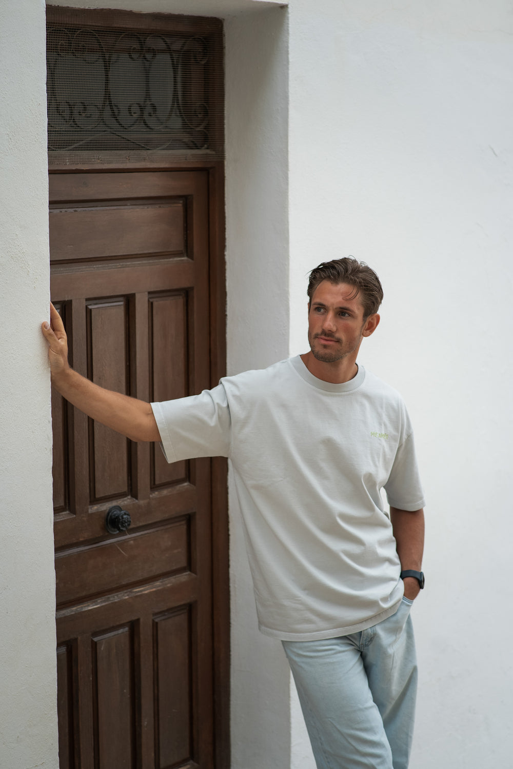 Model is 198cm and is wearing size XL