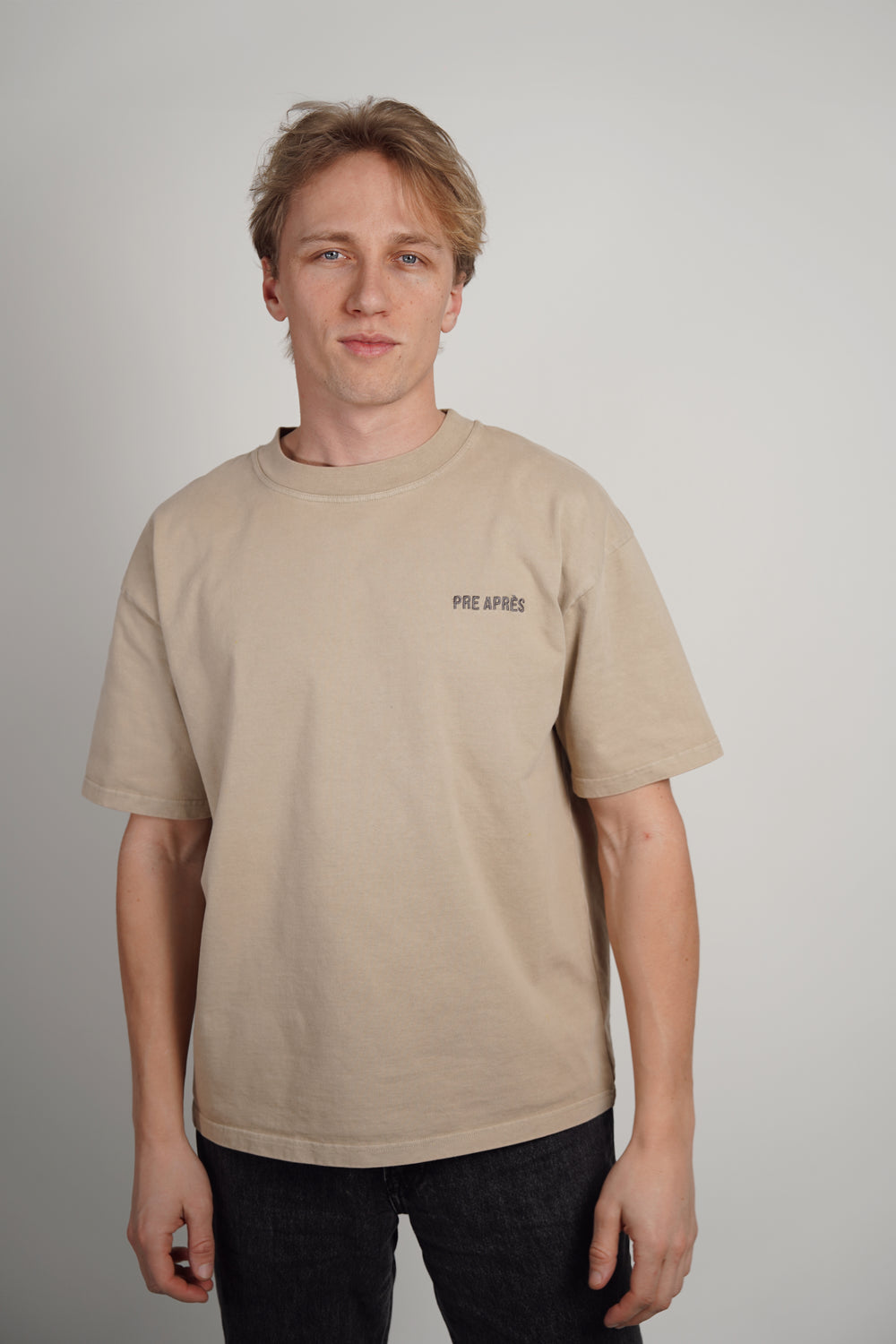 Skiers Oversized Heavy Tee - Sandstone