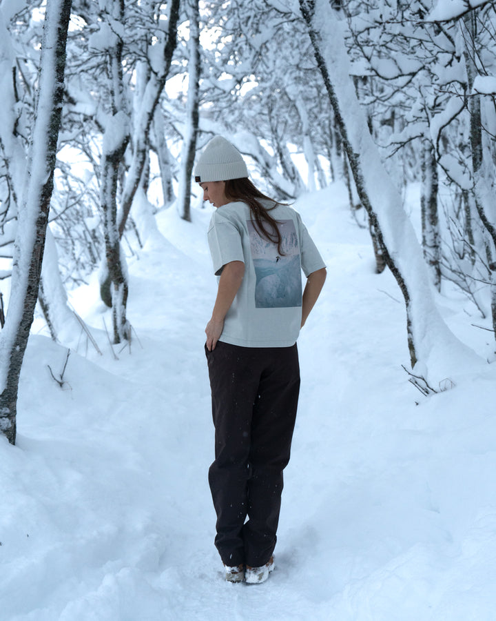 Cliff Hanger Tee - Grey Fog
