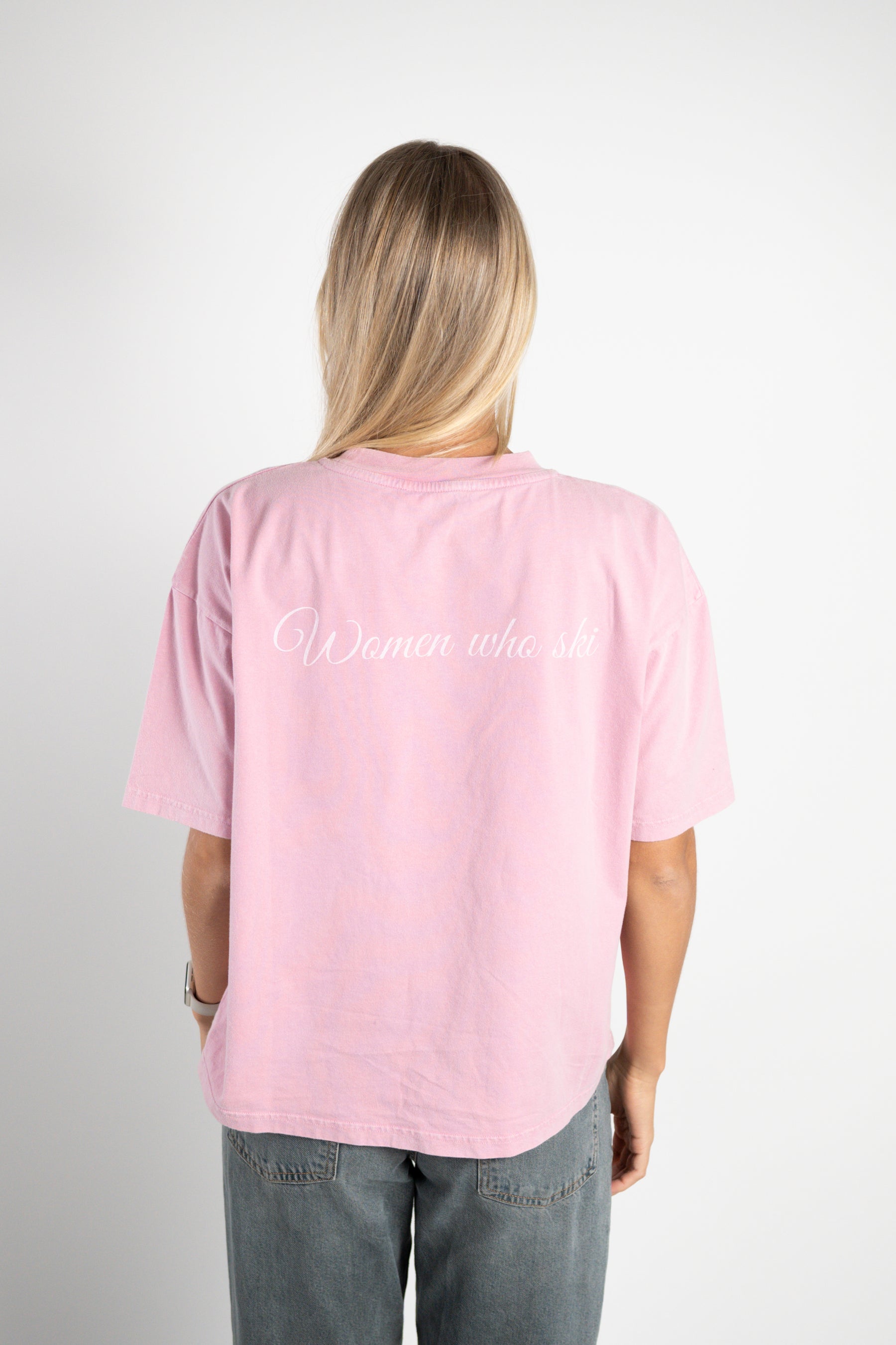 Women Who Ski Oversized Tee - Soft Pink