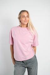 Women Who Ski Oversized Tee - Soft Pink