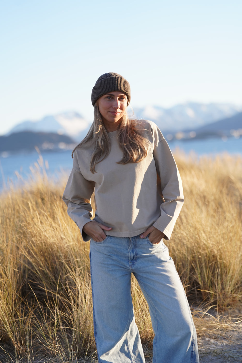 Boxy Maverick Long Sleeve - Khaki Grey