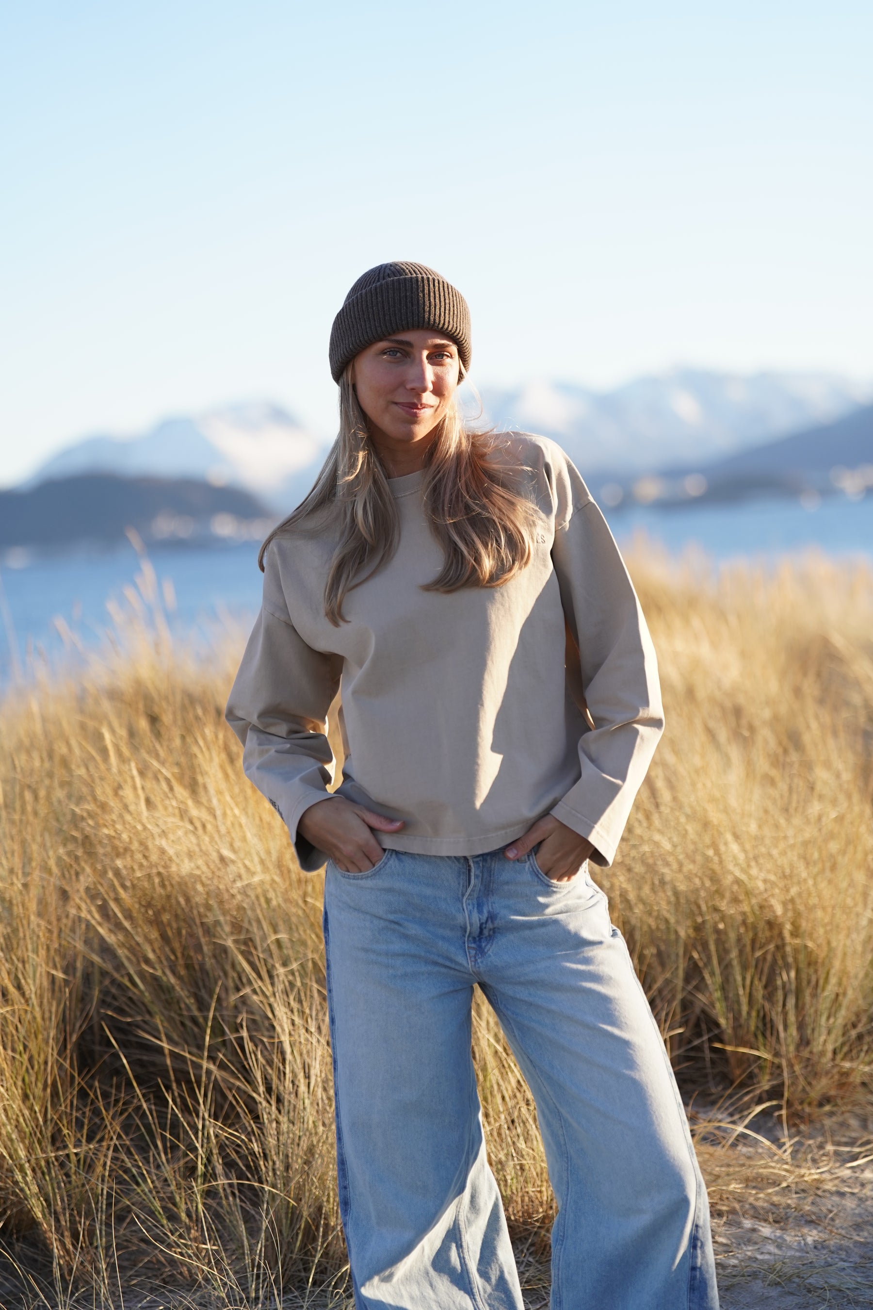 Boxy Maverick Long Sleeve - Khaki Grey