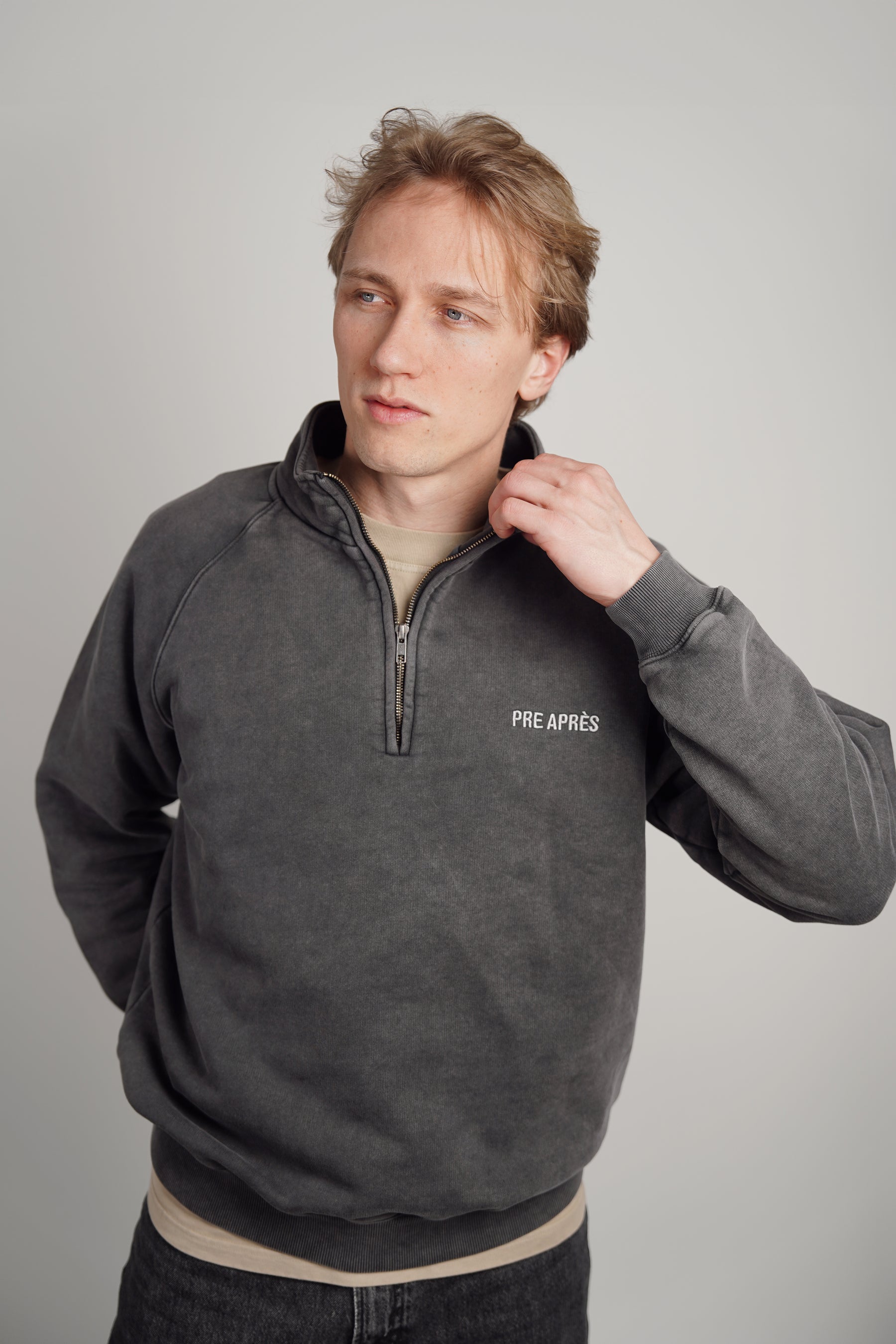 Vintage Washed Half Zip Sweatshirt - Faded Black