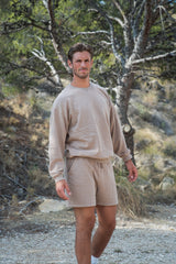 Model is 198cm and is wearing size XL