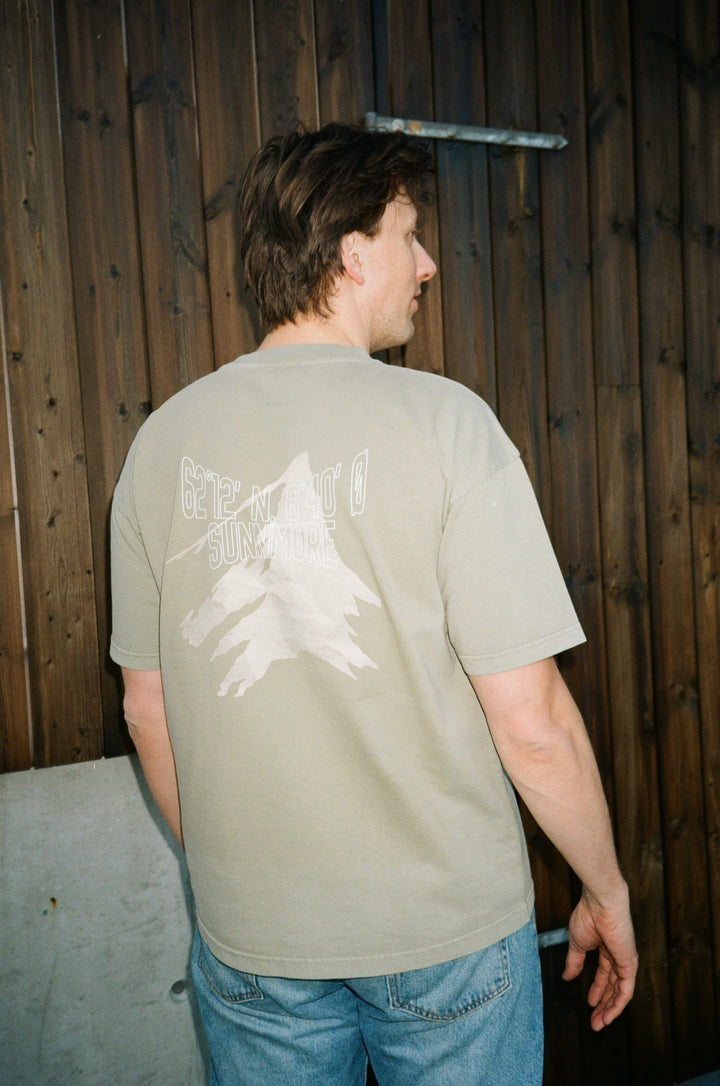 Native Tee - Green Fog