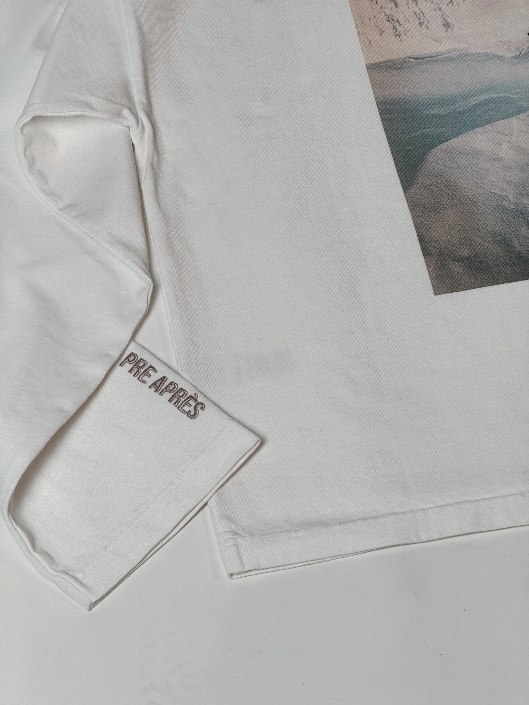Boxy Cliff Long Sleeve - White
